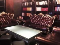 -GAGA主题量贩式KTV平价店(工大店)