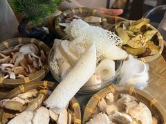 -菌彩云南野生菌火锅(呈贡七彩云南第壹城店)