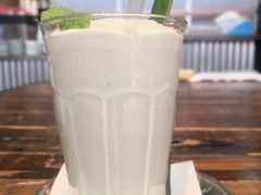 牛油果奶昔-MIKAKU(万达广场上海宝山店)