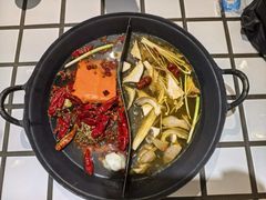 -贰回巷火锅馆(钟楼店)