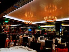 大堂-Wolfgang’s Steakhouse 沃夫冈牛排馆(上海白玉兰广场店)