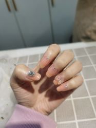 -UGIRL有个美甲