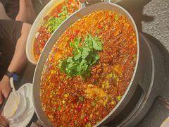 -万重锦·人文川菜馆(骡马市店)