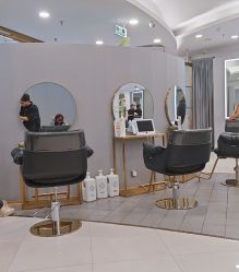 -八佰伴8008星级形象店