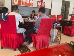 -老石黑山羊毛驴肉火锅(金凯广场店)