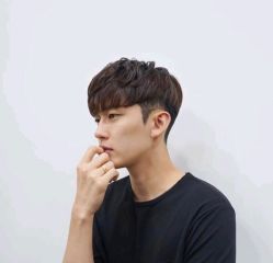 -环球蝶上美业连锁