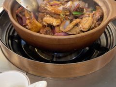 -胡须佬鸡煲四季火锅店(石厦西村直营店)