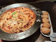 -胖哥俩肉蟹煲(上海悦荟广场店)