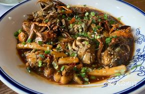 Soo Sauce Glutinous Rice Crab