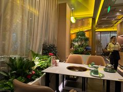 -润园四季椰子鸡火锅(卓越INTOWN店)
