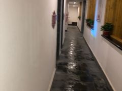 -兴芮温泉度假区