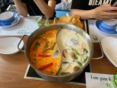 -樾餐厅泰式海鲜火锅(民歌湖店)