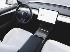 -TESLA 特斯拉(上海太古汇体验店)
