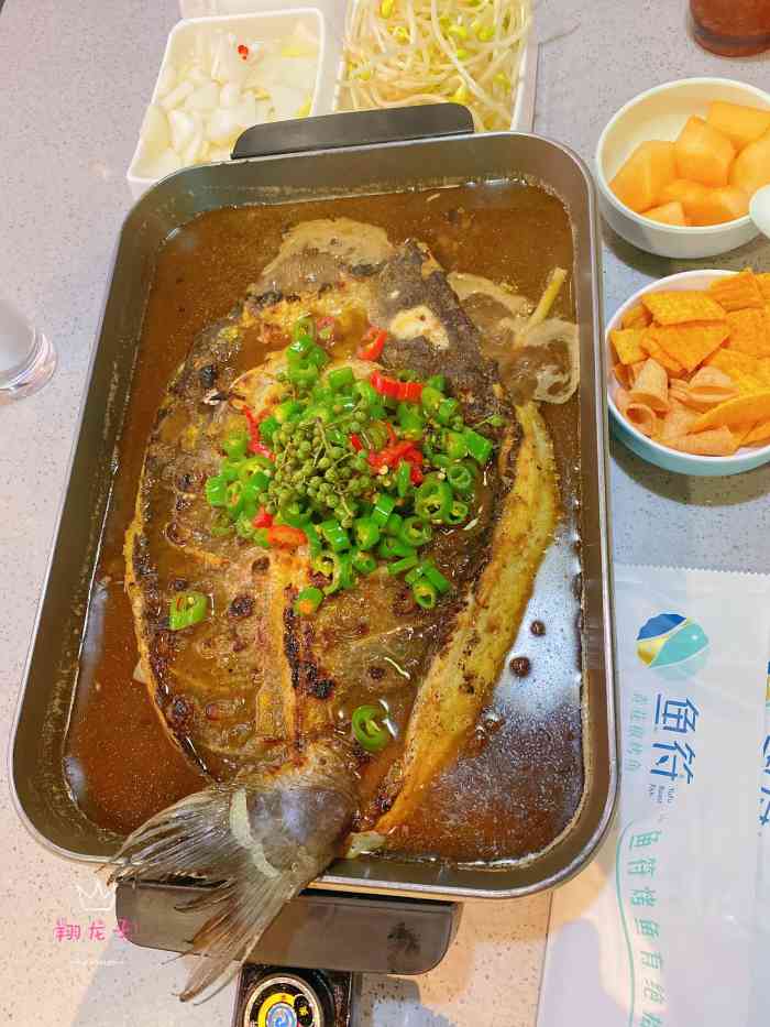 鱼符·青花椒烤鱼(滨海万达店)-"团了一个单人套餐,包括小份酸菜鱼,腌