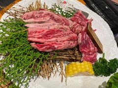 黑牛肋条肉-黑牛の店·和牛烧肉(大悦城店)