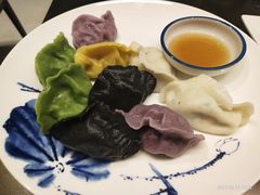 五味海鲜水饺拼盘-东莱馋房(陆家嘴店)