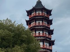 -绳金塔