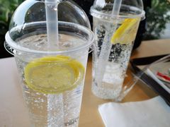 -麦当劳(展览路店)