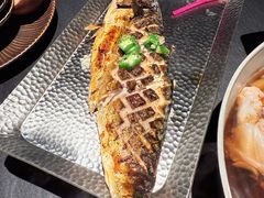 -蟹犇前•帝王蟹雪蟹(陆家嘴店)