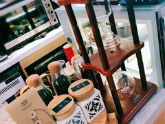 -彳亍咖啡·这里(水湾路店)