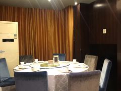 -琬苑鸽庄·川粤融合菜(解放碑总店)