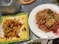 -肥肥虾庄·金牌油焖大虾(杨园滨江时代walk店)
