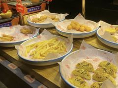 -芝小官毛肚火锅海鲜自助(淮安清江浦区新亚店)