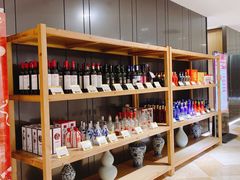零售区-云庭汇·粤菜海鲜(东盟盛天地店)