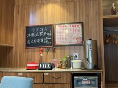 -老街坊美食汇(玉兰大街店)