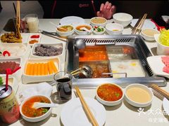 -海底捞火锅鲜切牛肉主题店(长寿路店)