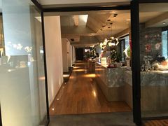 -渝半城经典川粤菜(重庆天地店)