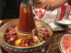 -毛辣果·贵州红酸汤牛肉火锅(西单店)