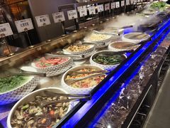 -黑金·寻焰自助百汇·烤肉·火锅(中街店)