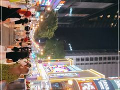 -八一路好吃街(雨田商务大厦店)