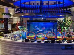 自助取餐区-凤凰岛度假酒店-海鲜自助餐厅