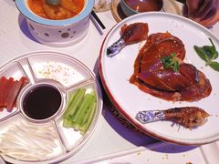 精品烤鸭-悦江(梅奔中心店)