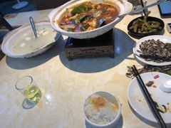 -魏铭鱼头捞饭(晋阳路店)