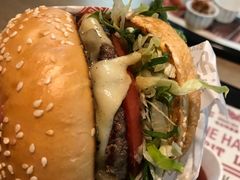 -The Habit Burger Grill 哈比特汉堡(复兴soho店)