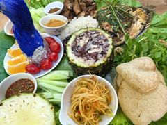 -沐毫傣泐云南菜孔雀宴•手抓饭傣味烧烤(曼听公园店)