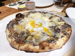 松露披萨-Mercato莫卡多露台餐厅与酒吧(K11店)