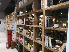 -魔方城市书房(中街益田店)
