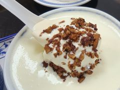 海盐奶盖双皮奶-百花传统甜品店(原址店)