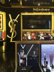 -YVESSAINTLAURENT
