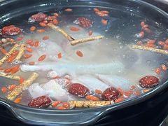 -濠轩阁特色生蚝火锅(水湾路店)