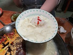 -周小明火锅(黑金冠社区店)