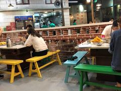 -憨铁匠老火锅(龙岗万科里店)