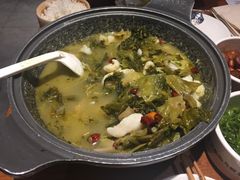-渝是乎酸菜鱼(龙旗购物中心店)