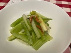 樱花虾水果芹菜-西贝(枫蓝国际购物中心店)