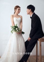 -雪中彩影婚纱摄影·微光艺术中心