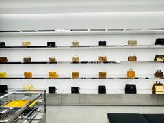 -圣罗兰SAINT LAURENT(佛罗伦萨小镇店)